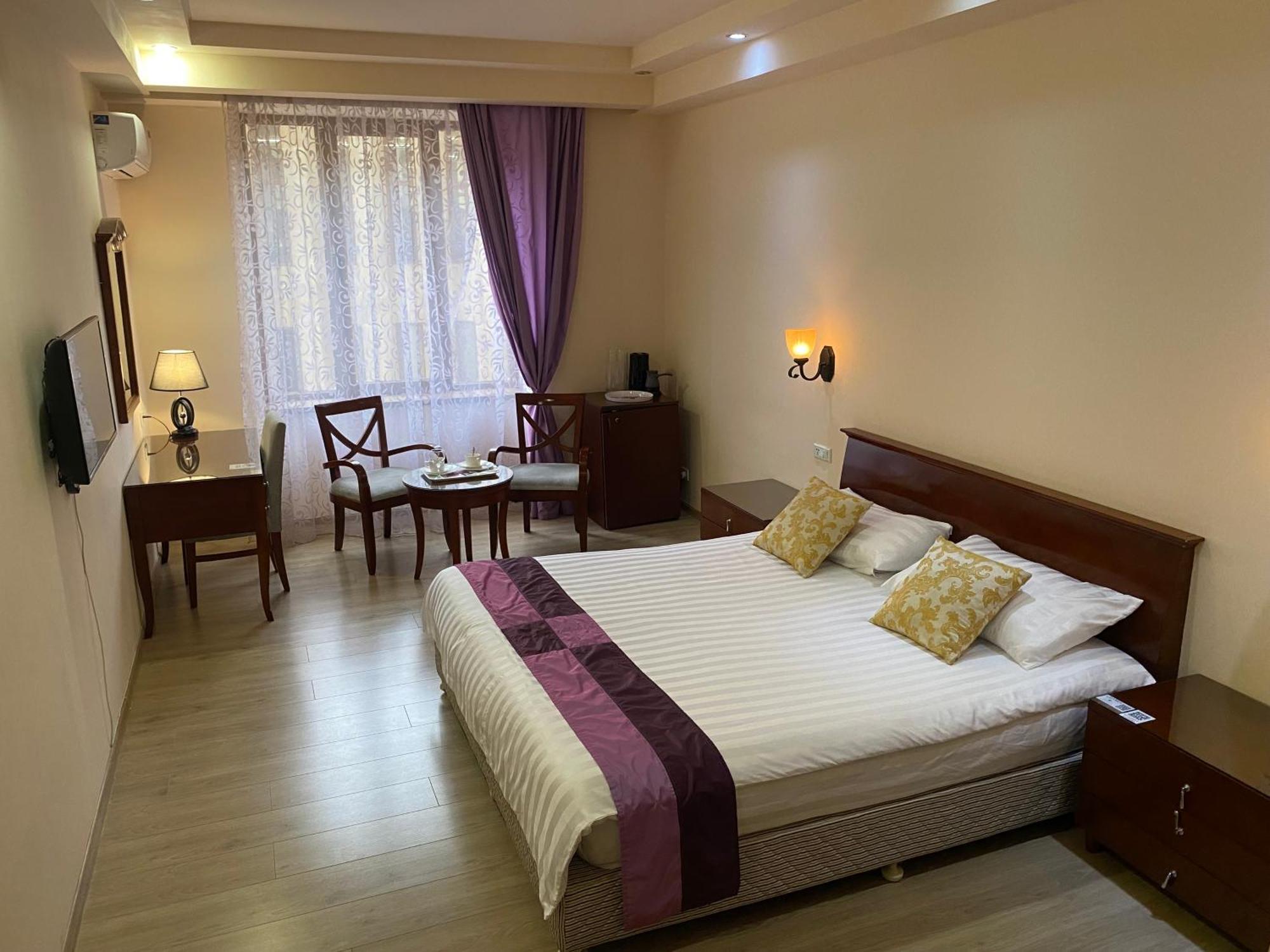 DAMUS Guest House Erévan Extérieur photo